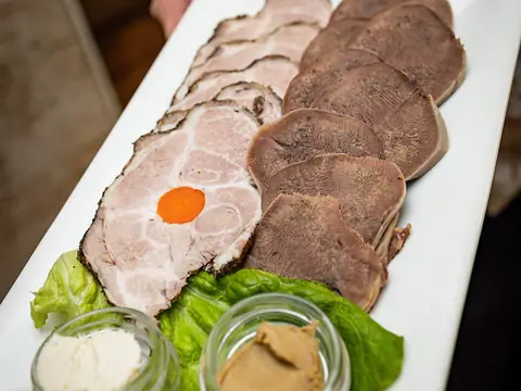 Руски Сувенир